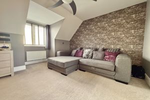 27' Master Bedroom Suite- click for photo gallery